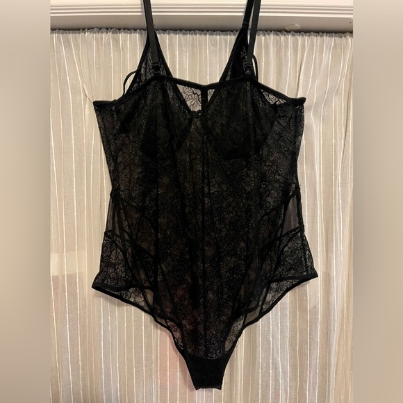 Black Lace & Mesh Strappy Bodysuit - Picture 3 of 6
